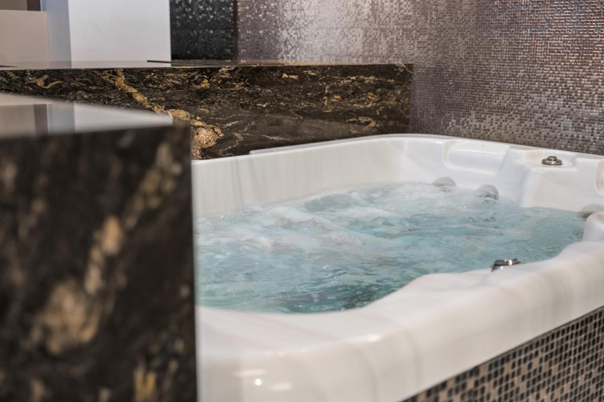 Secret Lounge - Cozy With Sauna And Jacuzzi *